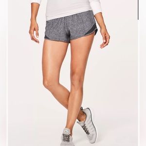 Lululemon Hotty Hot Low Rise 2.5” Size 4
